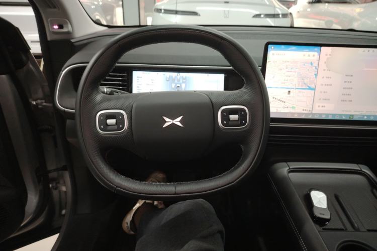 Used XPeng G6 2023 580 Long-Range Pro Steering Wheel