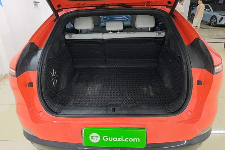 Used XPeng G6 2023 580 Long-Range Pro Trunk