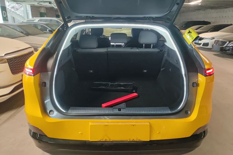 Used XPeng G6 2023 580 Long-Range Pro Trunk