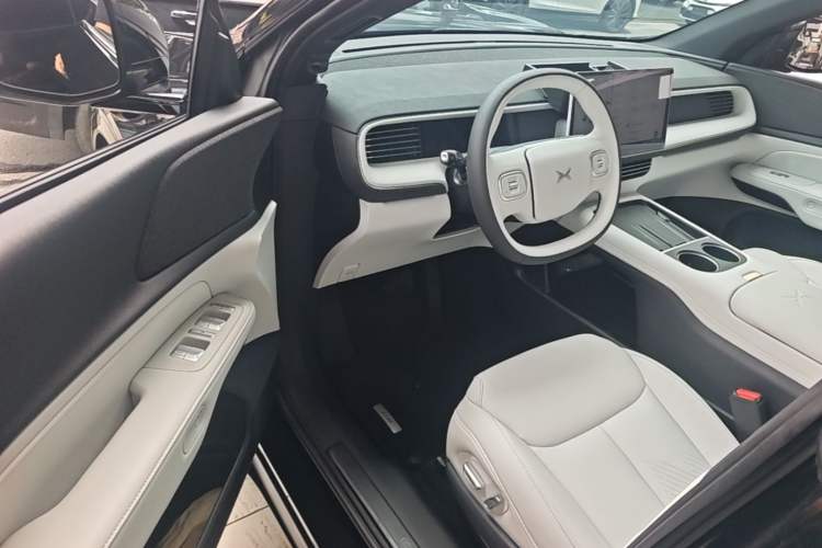 Used XPeng G6 2024 580 Long-Range Plus Driver Seat