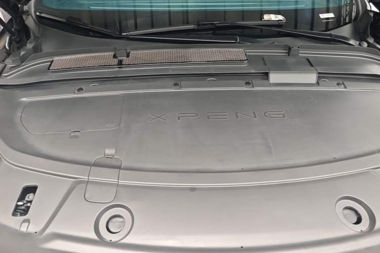 Used XPeng G6 2024 580 Long-Range Plus Engine Bay