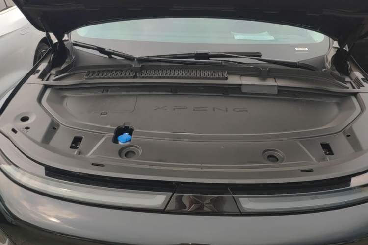 Used XPeng G6 2024 580 Long-Range Plus Engine Bay