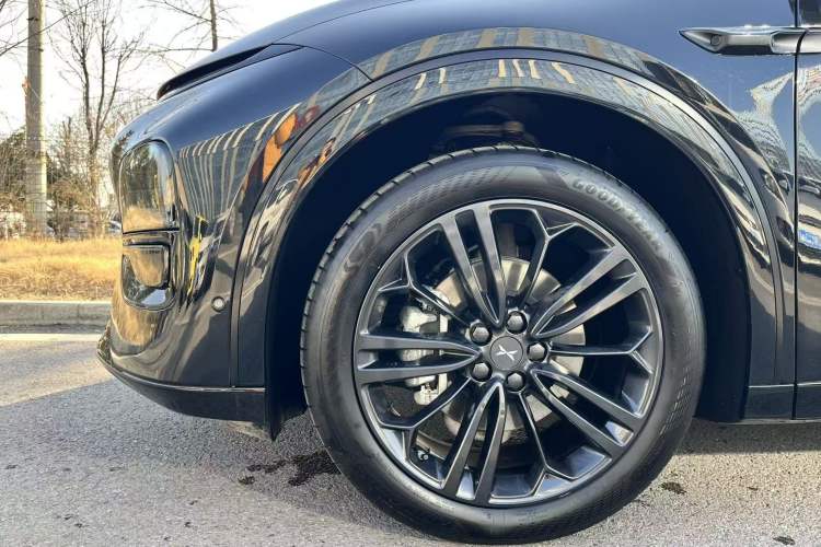 Used XPeng G6 2024 580 Long-Range Plus Exterior 14