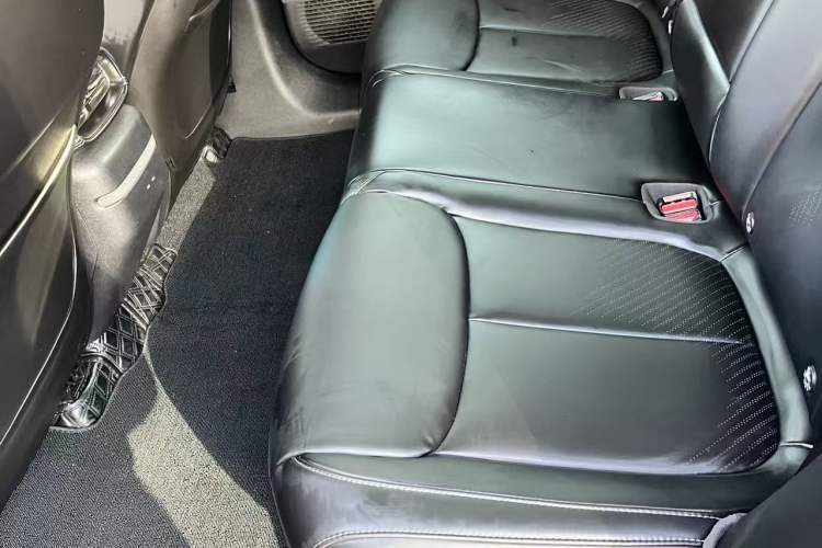 Used XPeng G6 2024 580 Long-Range Plus Exterior 8