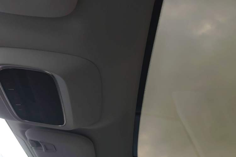 Used XPeng G6 2024 580 Long-Range Plus Headliner