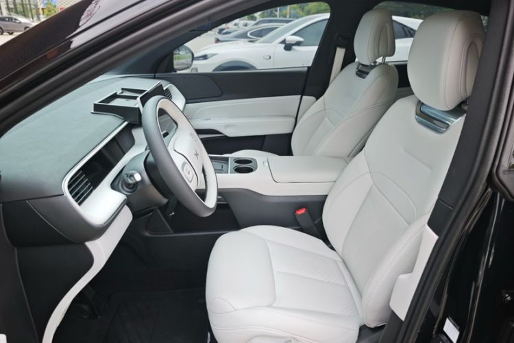 Used XPeng G6 2024 580 Long-Range Plus Interior 8