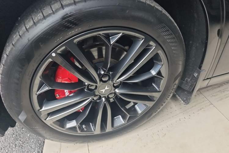 Used XPeng G6 2024 580 Long-Range Plus Left Front Wheel Hub