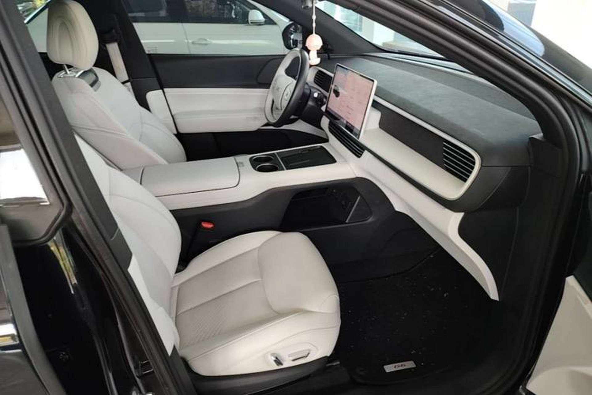 Used XPeng G6 2024 580 Long-Range Plus Right Front Seat