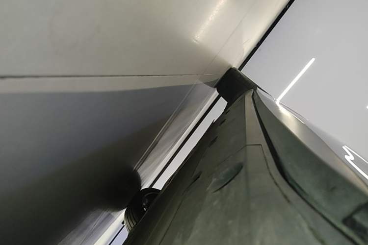 Used XPeng G6 2024 580 Long-Range Plus Right Side Sill
