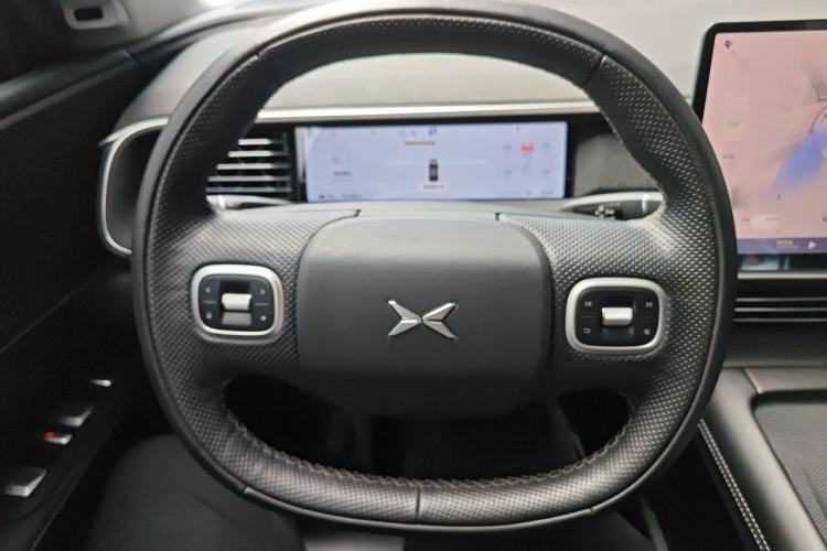Used XPeng G6 2024 580 Long-Range Plus Steering Wheel