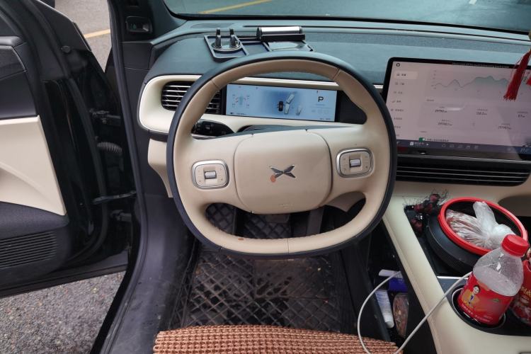 Used XPeng G6 2024 580 Long-Range Plus Steering Wheel