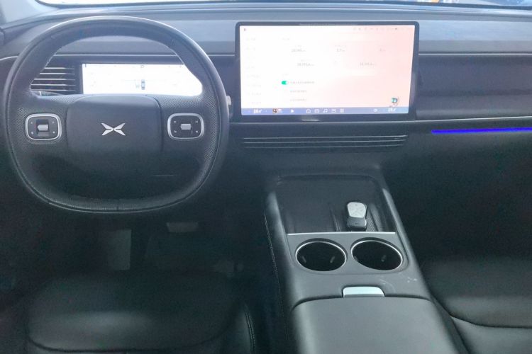 Used XPeng G6 2024 580 Long-Range Plus Center Console