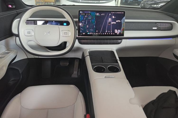 Used XPeng G6 2024 580 Long-Range Plus Center Console