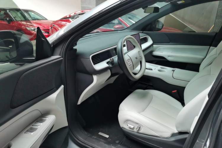 Used XPeng G6 2024 580 Long-Range Plus Driver Seat