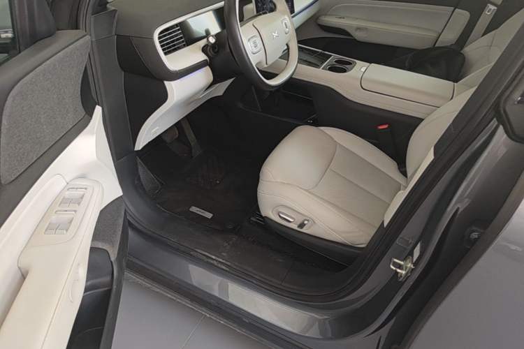 Used XPeng G6 2024 580 Long-Range Plus Driver Seat