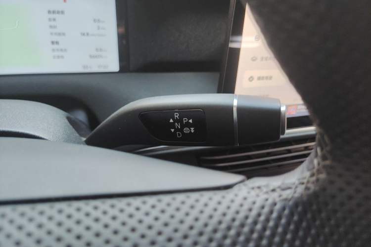 Used XPeng G6 2024 580 Long-Range Plus Gear Lever