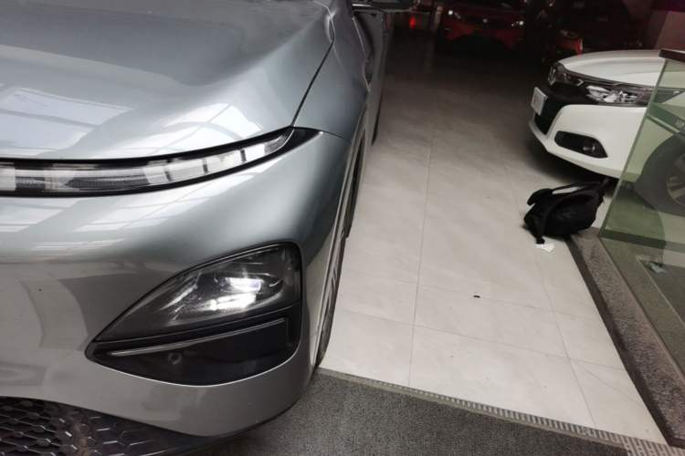 Used XPeng G6 2024 580 Long-Range Plus Left Front Headlight