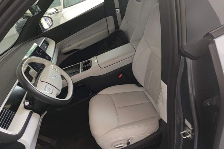 Used XPeng G6 2024 580 Long-Range Plus Left Front Seat