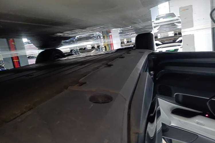 Used XPeng G6 2024 580 Long-Range Plus Left Side Sill