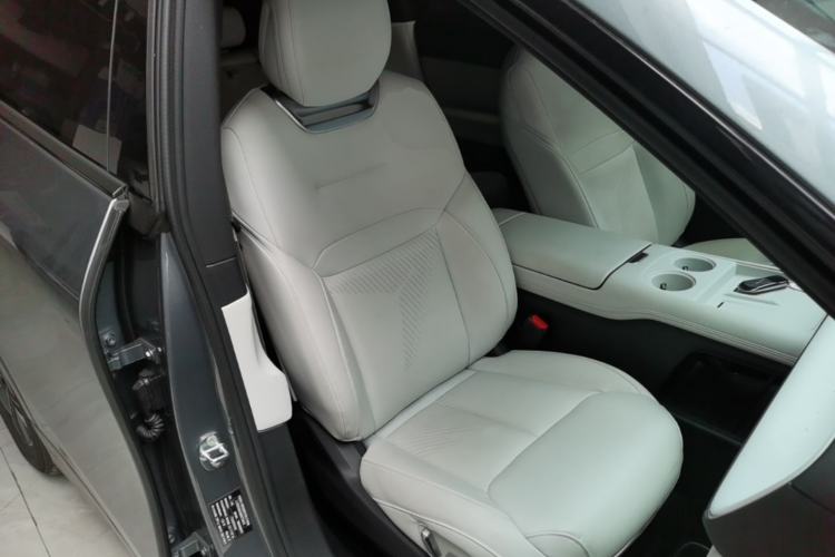 Used XPeng G6 2024 580 Long-Range Plus Right Front Seat