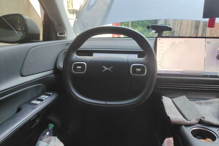Used XPeng G6 2024 580 Long-Range Plus Steering Wheel