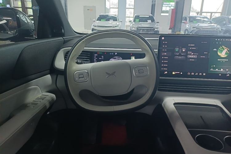 Used XPeng G6 2024 580 Long-Range Plus Steering Wheel
