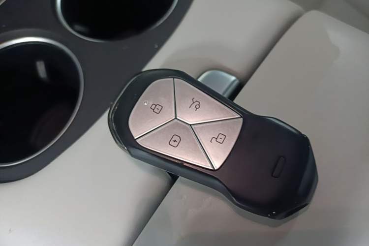 Used XPeng G6 2024 580 Long-Range Plus Vehicle Key