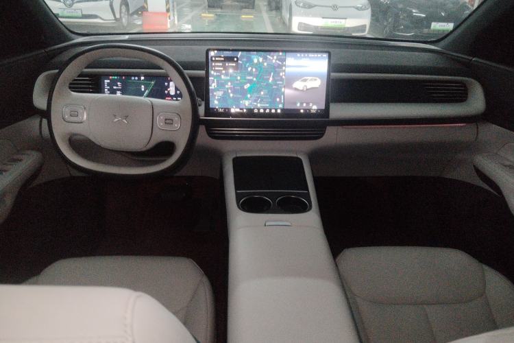Used XPeng G6 2024 580 Long-Range Plus Center Console