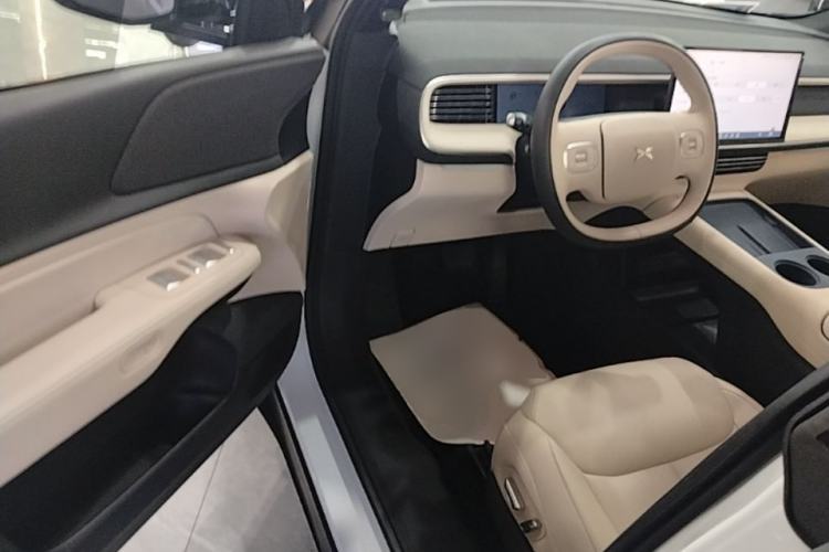 Used XPeng G6 2024 580 Long-Range Plus Driver Seat