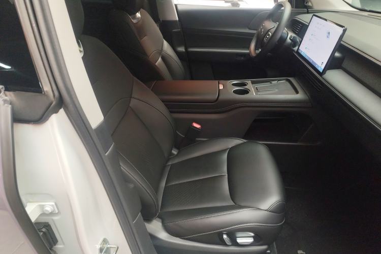 Used XPeng G6 2024 580 Long-Range Plus Right Front Seat