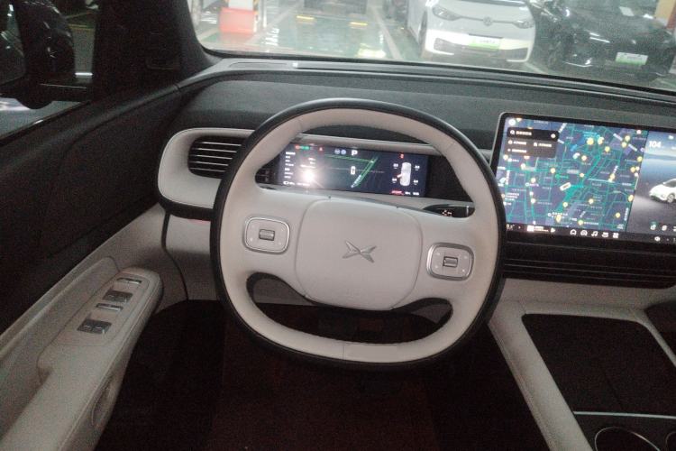 Used XPeng G6 2024 580 Long-Range Plus Steering Wheel