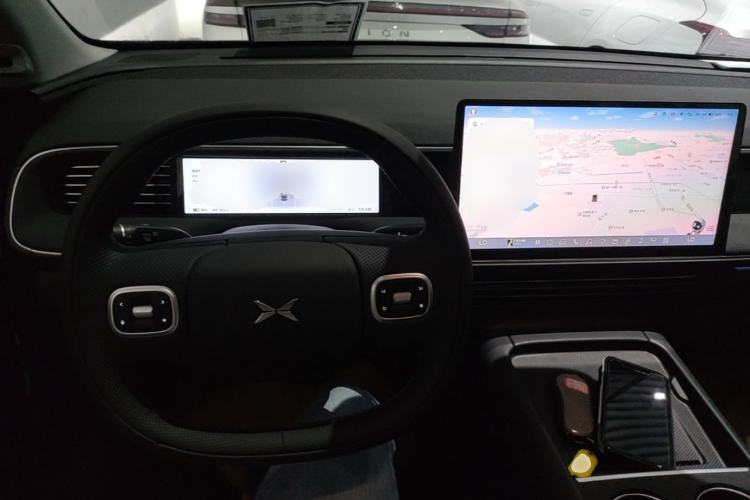 Used XPeng G6 2024 580 Long-Range Plus Center Console