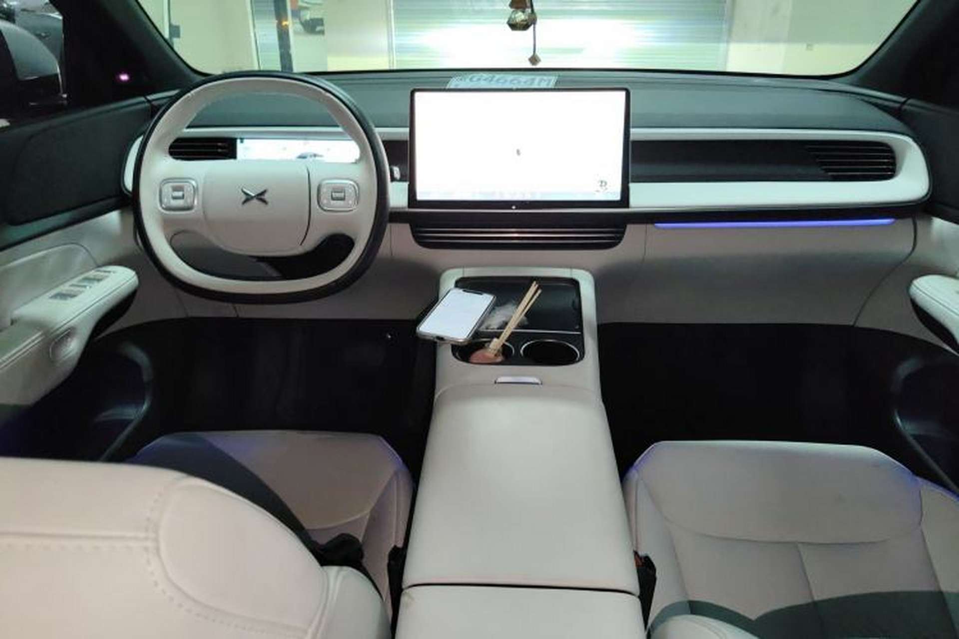 Used XPeng G6 2024 580 Long-Range Plus Center Console