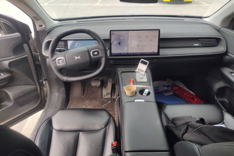 Used XPeng G6 2024 580 Long-Range Plus Center Console