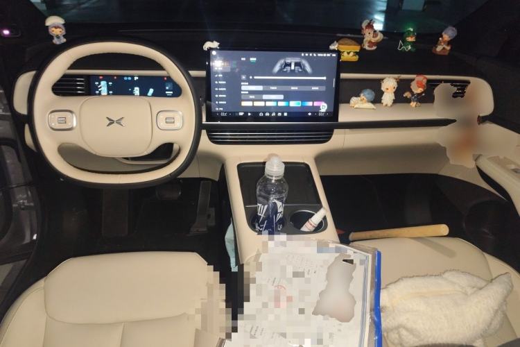 Used XPeng G6 2024 580 Long-Range Plus Center Console