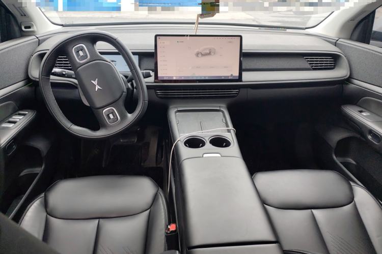Used XPeng G6 2024 580 Long-Range Plus Center Console
