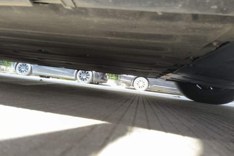 Used XPeng G6 2024 580 Long-Range Plus Chassis Front Right