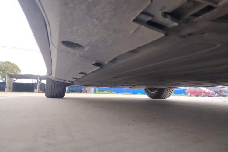 Used XPeng G6 2024 580 Long-Range Plus Chassis Front Right