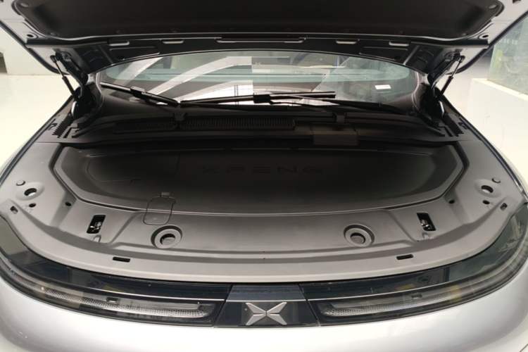 Used XPeng G6 2024 580 Long-Range Plus Engine Bay