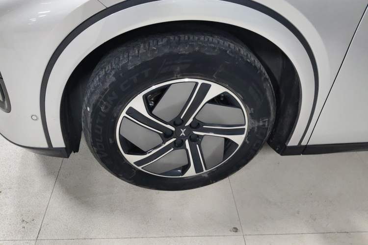 Used XPeng G6 2024 580 Long-Range Plus Exterior 4