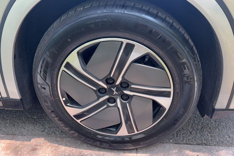 Used XPeng G6 2024 580 Long-Range Plus Exterior 4