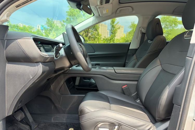Used XPeng G6 2024 580 Long-Range Plus Interior 3