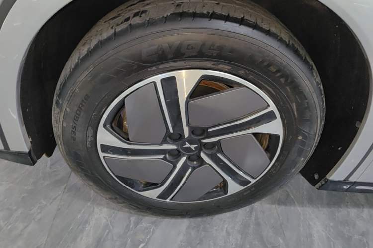 Used XPeng G6 2024 580 Long-Range Plus Left Front Wheel Hub