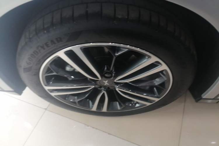 Used XPeng G6 2024 580 Long-Range Plus Left Front Wheel Hub