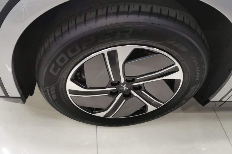 Used XPeng G6 2024 580 Long-Range Plus Left Front Wheel Hub