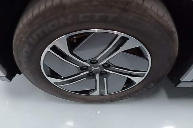Used XPeng G6 2024 580 Long-Range Plus Left Front Wheel Hub