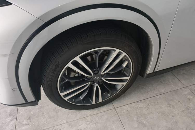 Used XPeng G6 2024 580 Long-Range Plus Left Front Wheel Hub