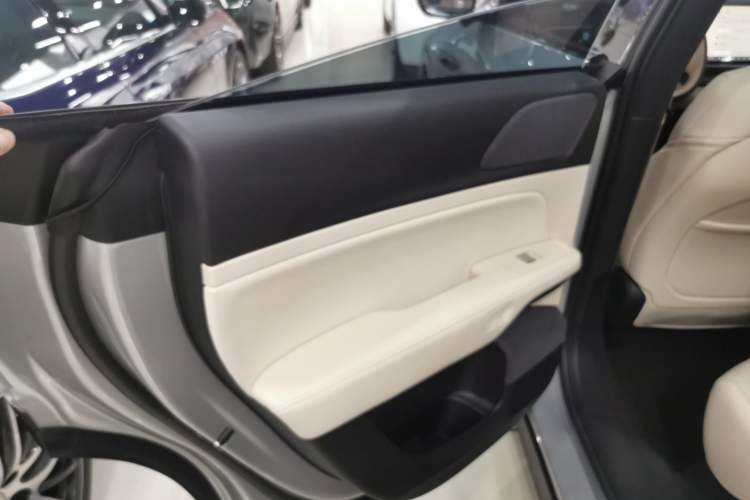 Used XPeng G6 2024 580 Long-Range Plus Left Rear Door Interior