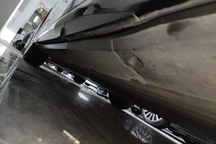 Used XPeng G6 2024 580 Long-Range Plus Left Side Sill