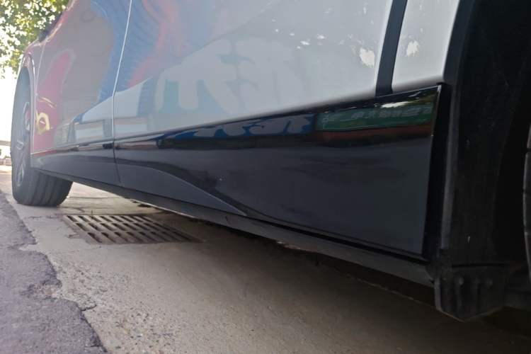 Used XPeng G6 2024 580 Long-Range Plus Left Side Sill